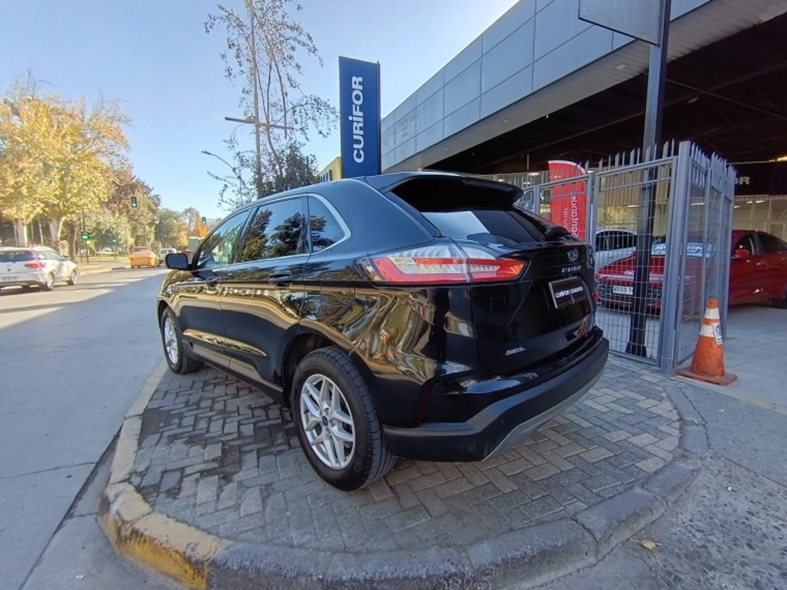 FORD EDGE 2.0 SEL AT 4X4 2023 - Imagen 4 de 11