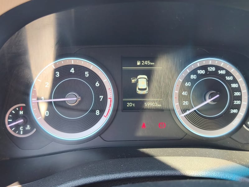 Hyundai CRETA 1.5 SU2I PLUS MT 2023 - Imagen 16 de 16