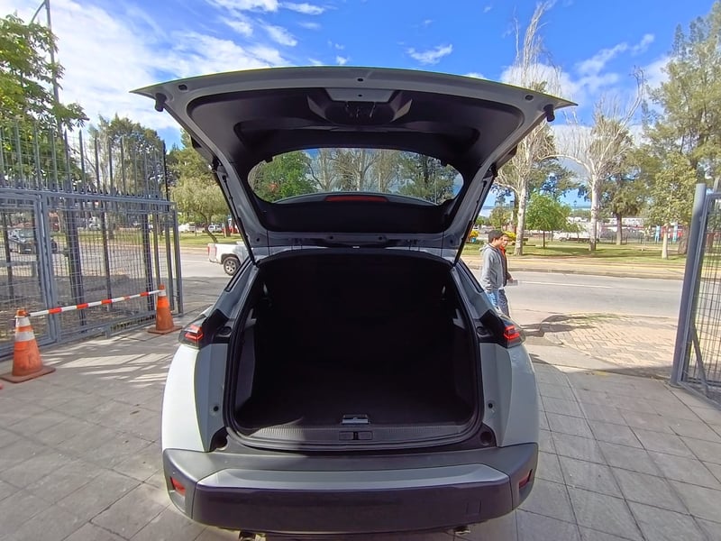 Peugeot 2008 1.2 STYLE MHEV 136 AT HIBRIDO 2026 - Imagen 9 de 15