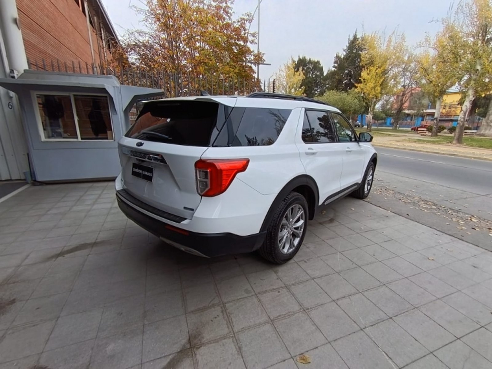 FORD EXPLORER 2.3 XLT AT 4X4 2025 - Imagen 4 de 15