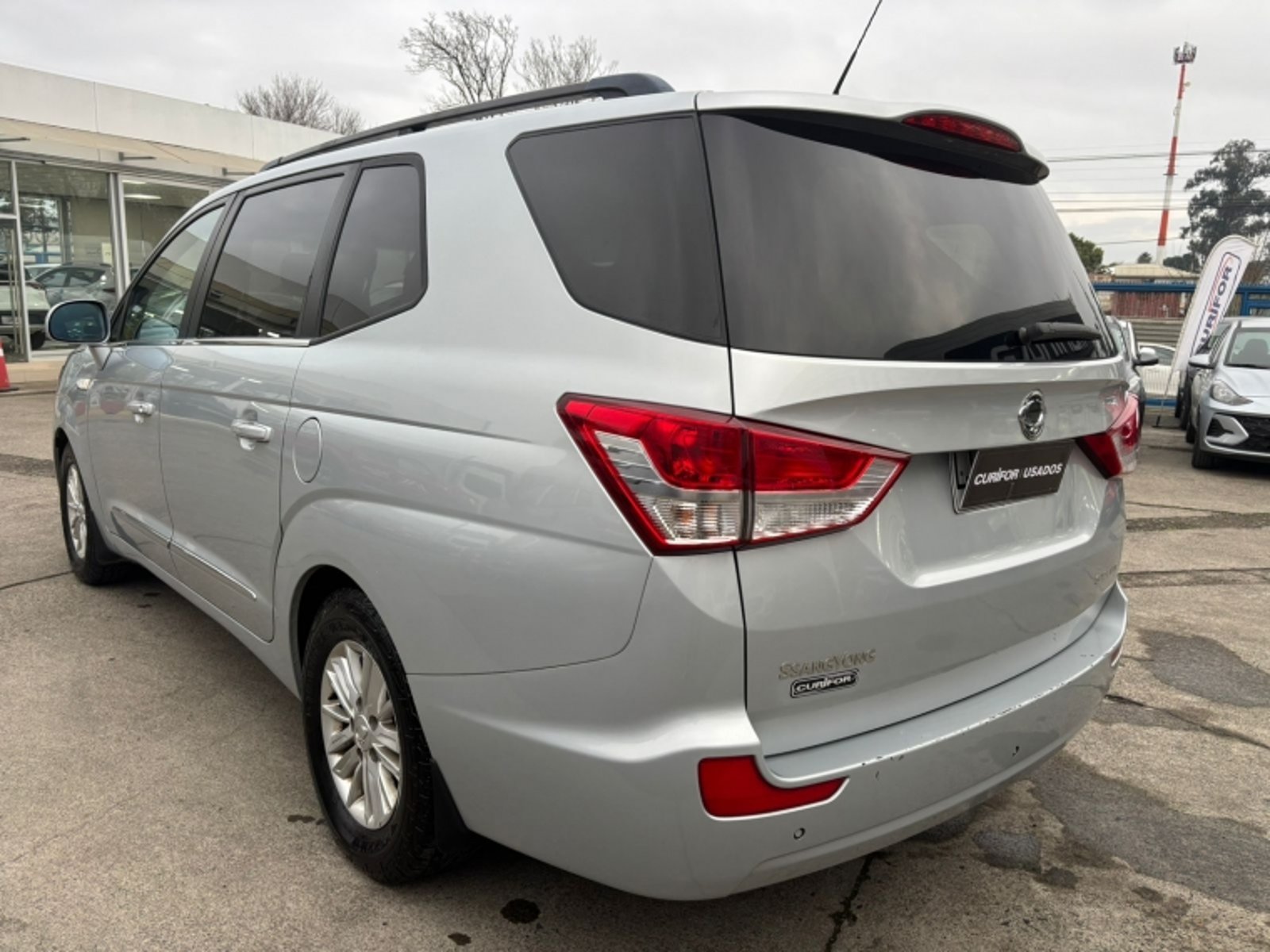 SsangYong STAVIC 2.2 AUT 2020 - Foto 2 de 18