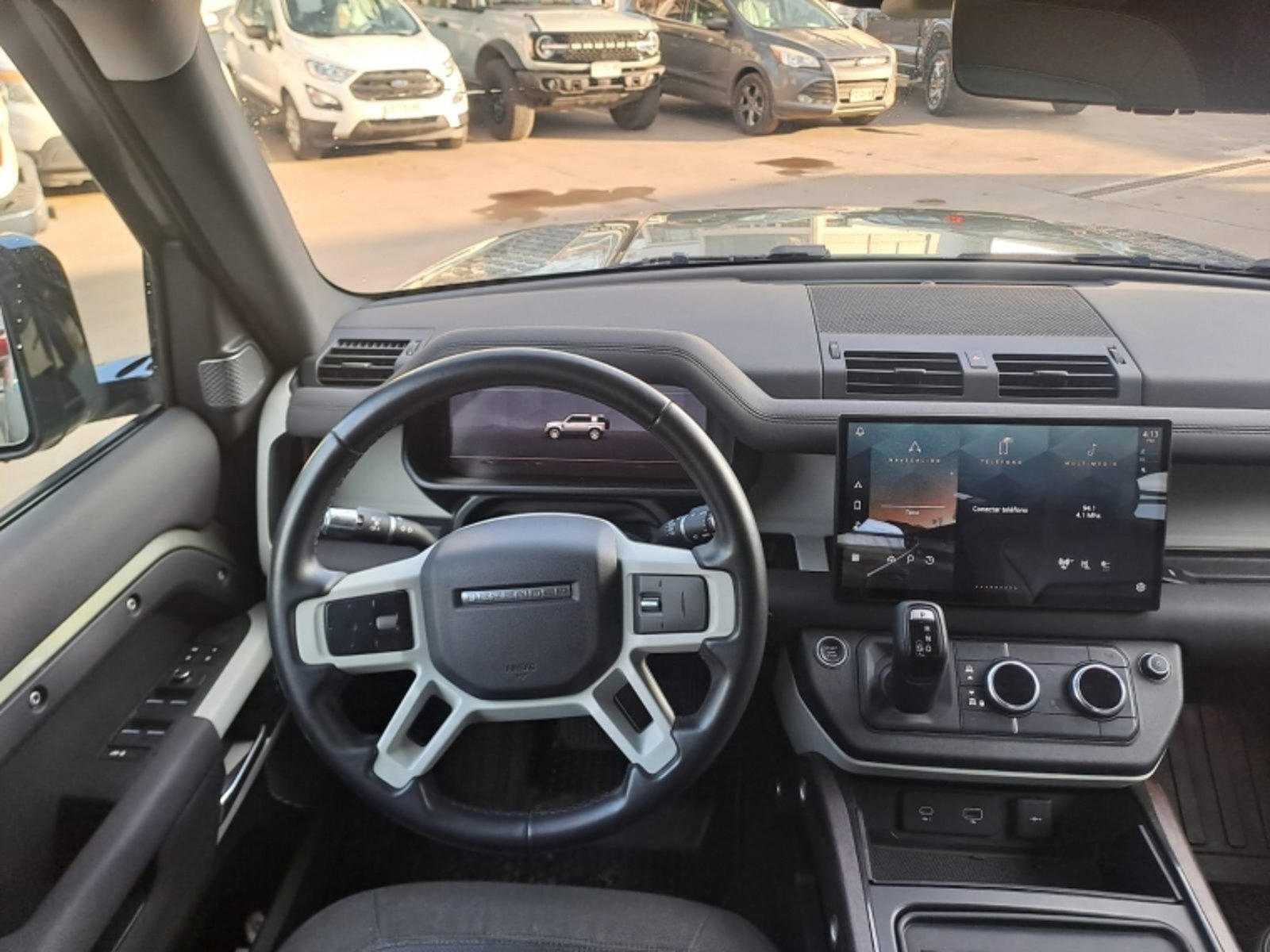 Land Rover DEFENDER 110 4X4 3.0 AUT 2021 - Foto 4 de 12