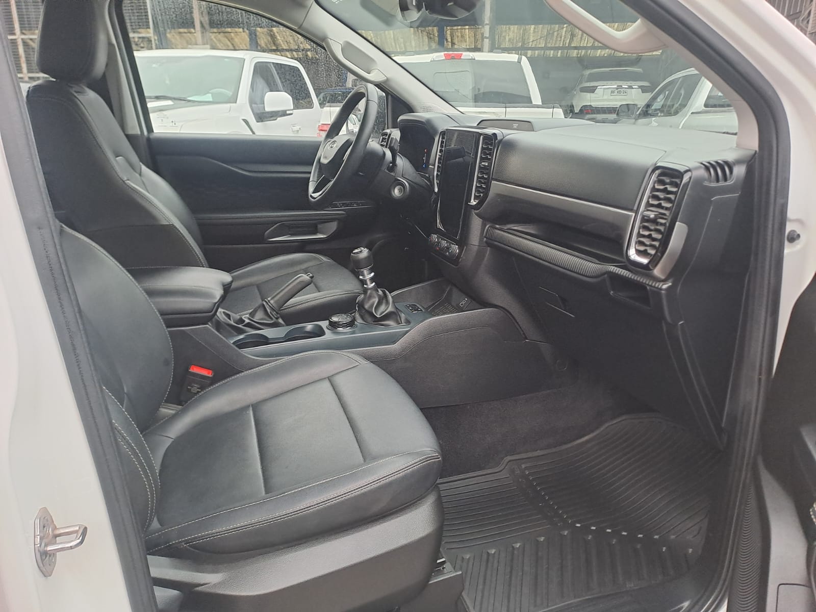 Ford RANGER 2.0 XLT MT 4X4 DIESEL 2024 - Imagen 7 de 8