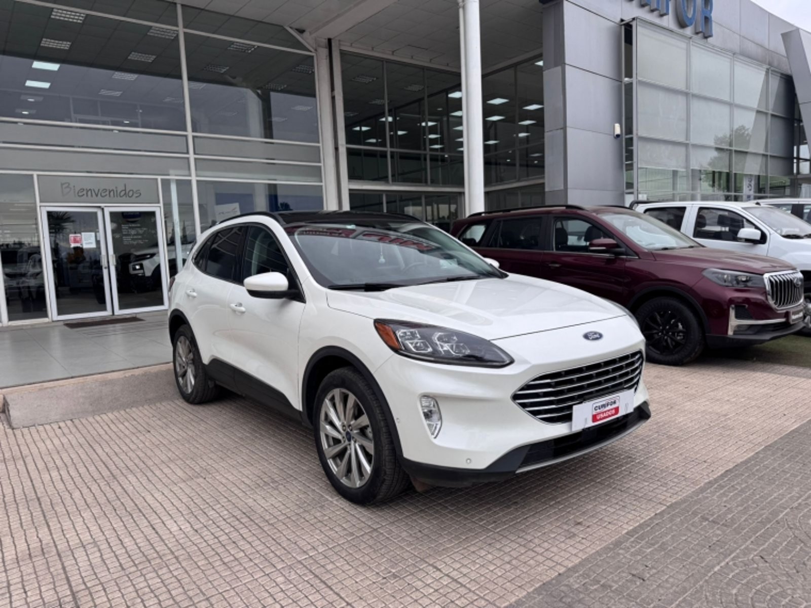 Ford ESCAPE AWD 2.0 AUT TITANIUM 2023 - Foto 2 de 10