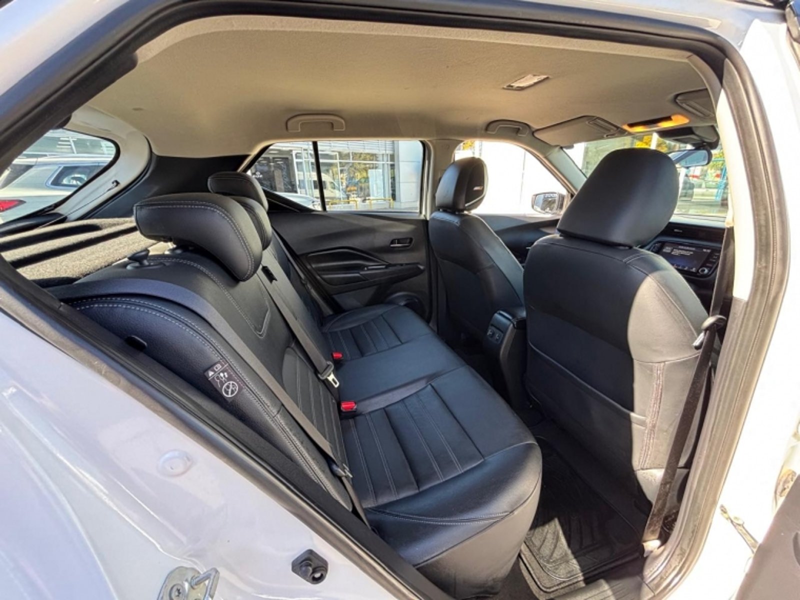 NISSAN KICKS 1.6 EXCLUSIVE AT 2024 - Imagen 9 de 15