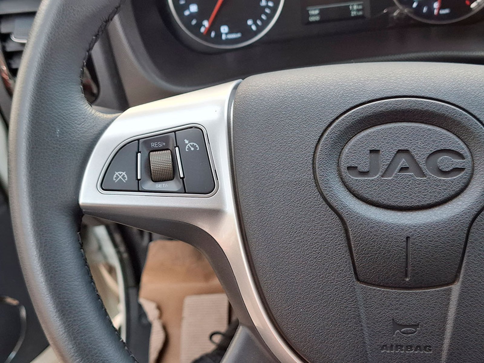 JAC X200 2.0 2026 - Imagen 14 de 20