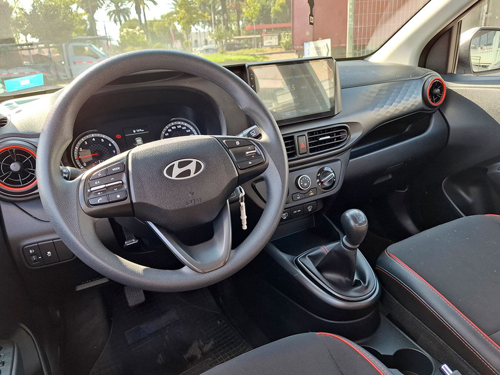 HYUNDAI GRAND I10 1.2 2025 - Imagen 12 de 20