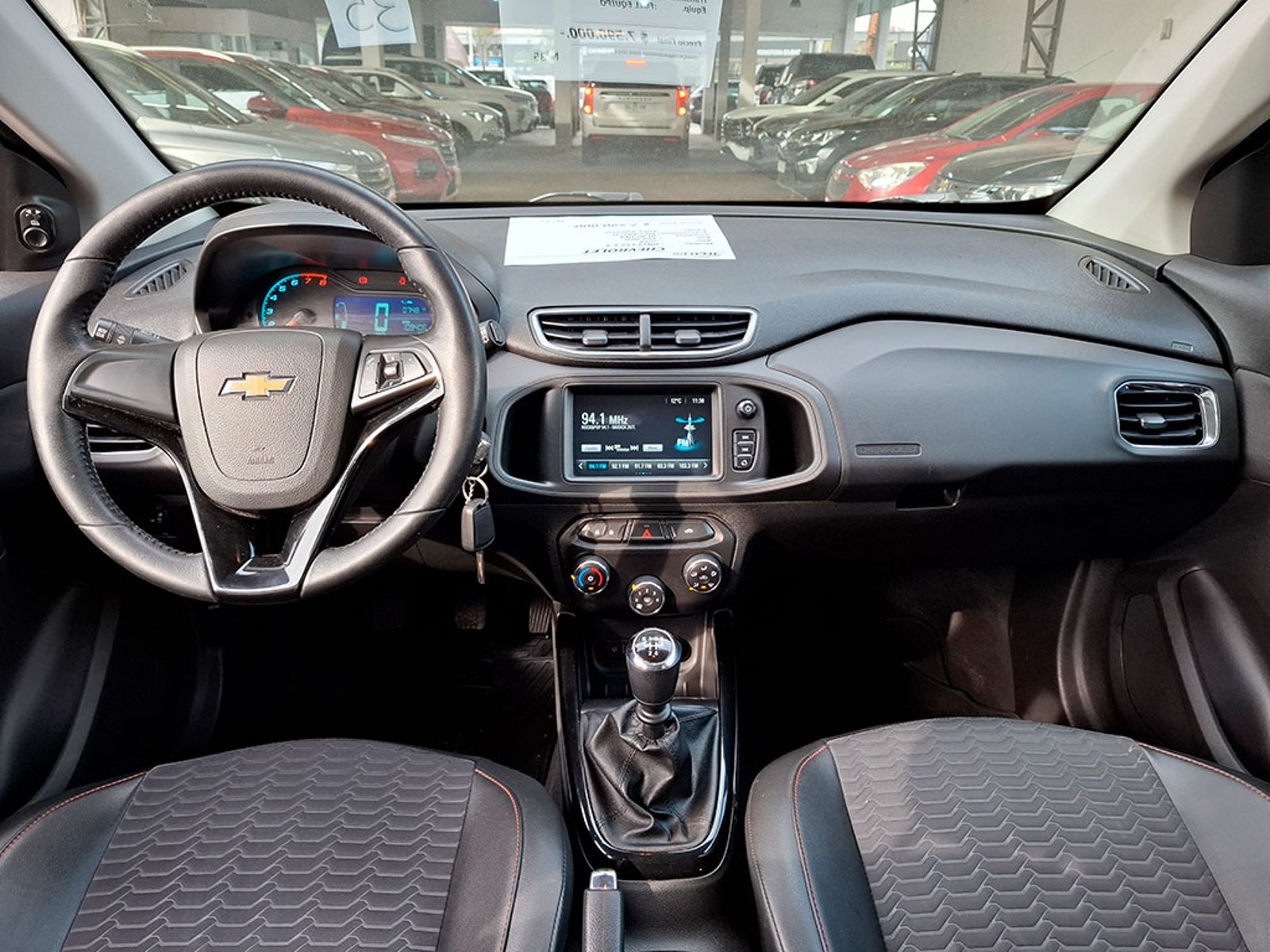 CHEVROLET ONIX LTZ 1.4 2018 - Imagen 11 de 20
