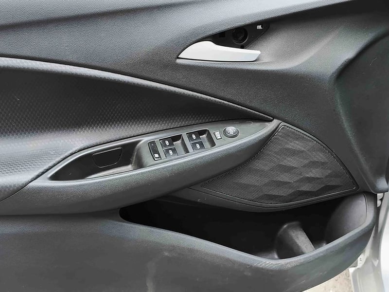 Chevrolet ONIX 1.0 2022 - Imagen 11 de 20