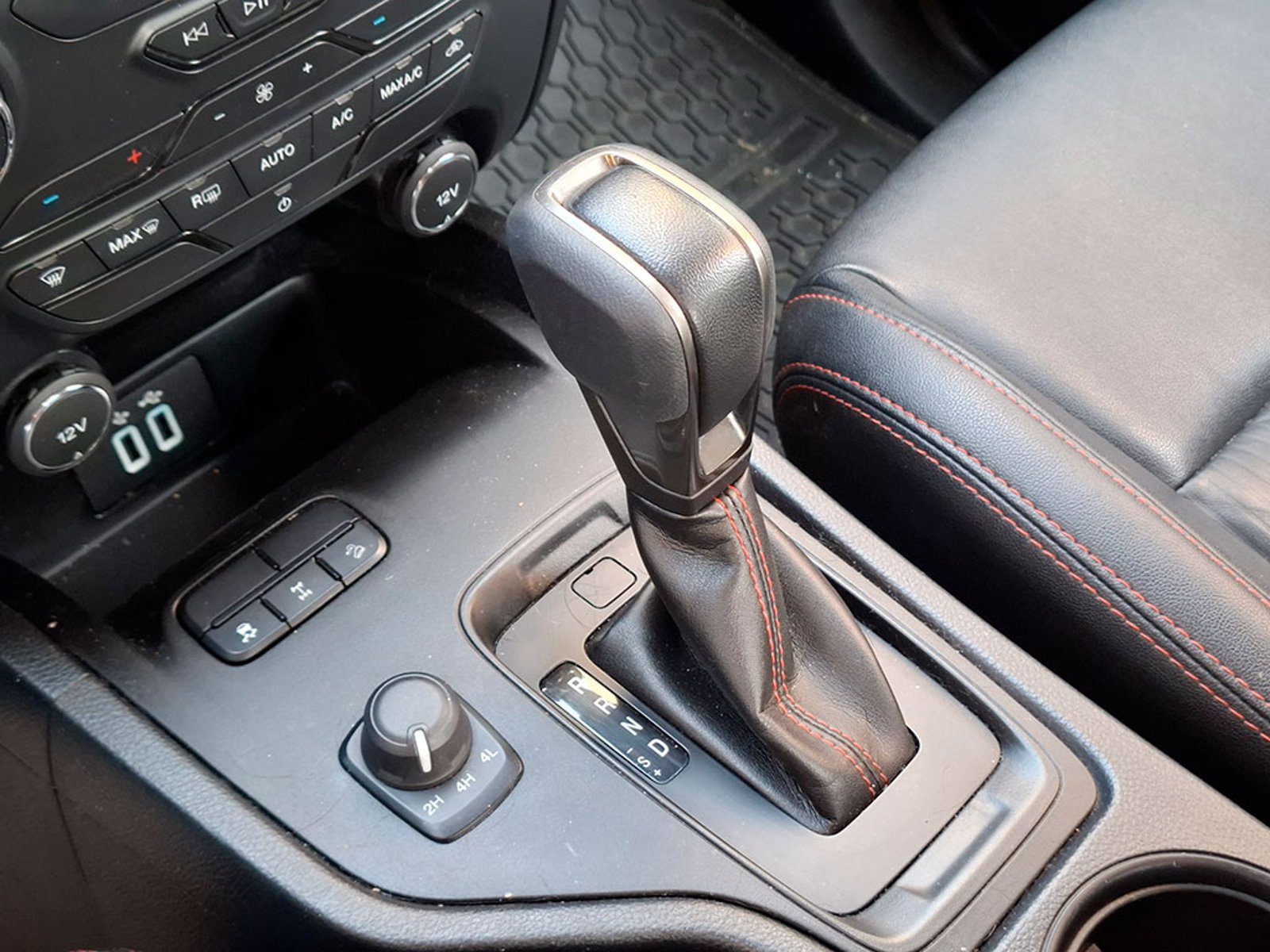 FORD RANGER 3.2 XL 2023 - Imagen 18 de 20