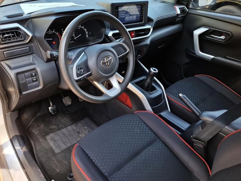 Toyota RAIZE 1.2 2023 - Imagen 15 de 20