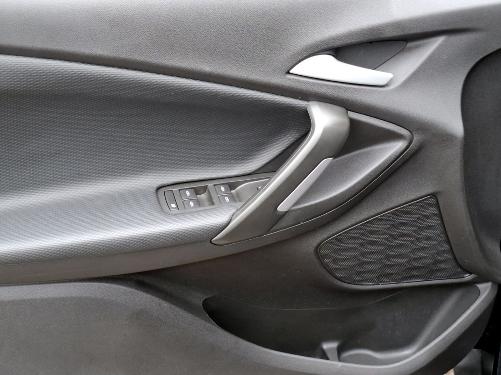 CHEVROLET TRACKER 1.2T LTZ 2025 - Imagen 9 de 20