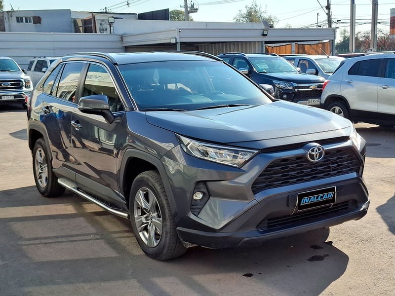Toyota RAV4 2.0 XLE 2022 - Imagen 3 de 20