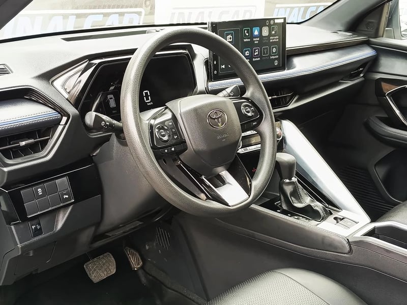 Toyota YARIS CROSS 1.5 2025 - Imagen 14 de 20