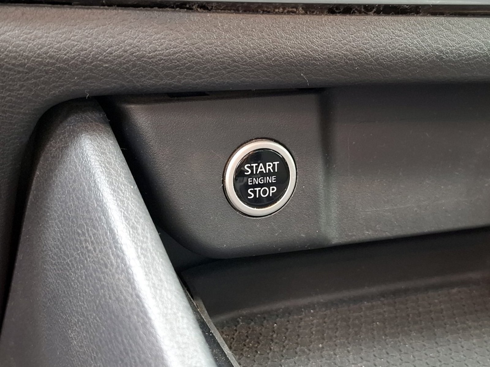 Nissan QASHQAI 1.3 T ADVANCE 2023 - Imagen 14 de 20