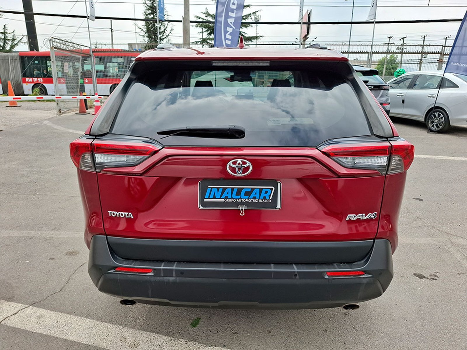 TOYOTA RAV4 2.0 XLE 2021 - Imagen 8 de 20