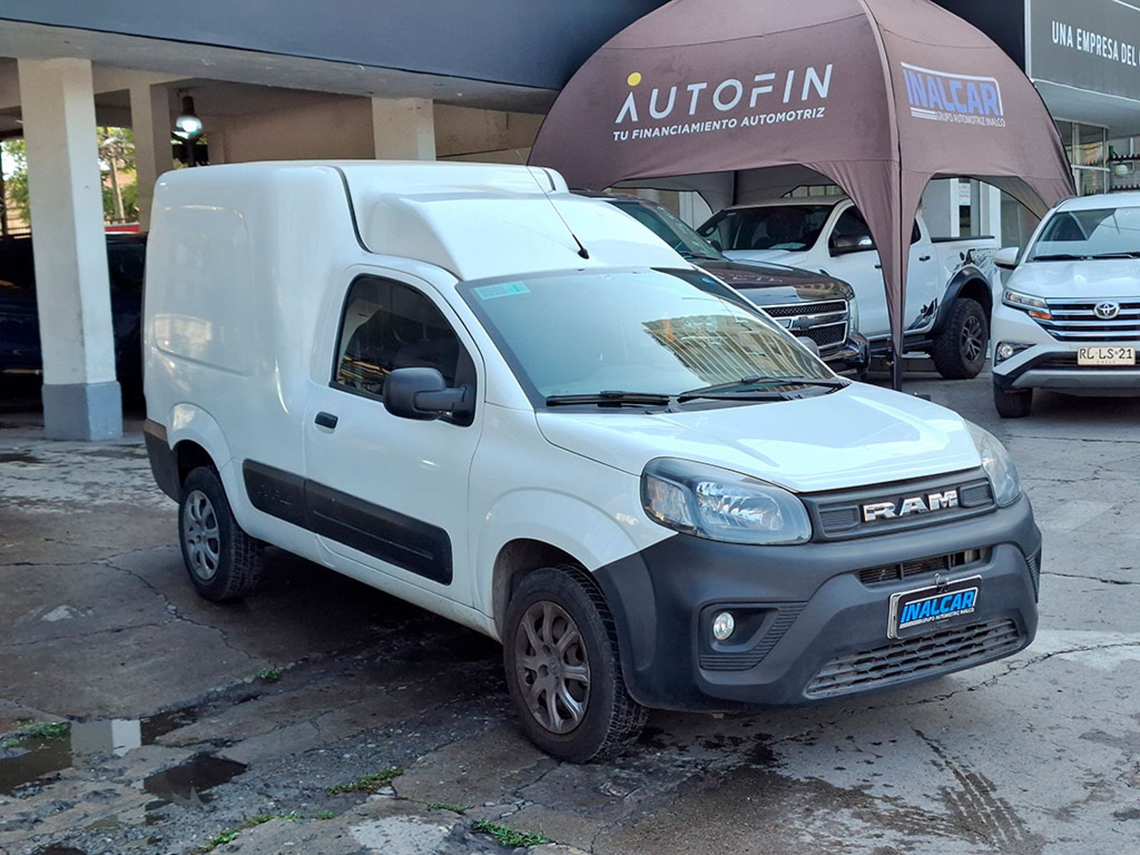 RAM V700 Rapid 1.4 2022 - Imagen 3 de 20