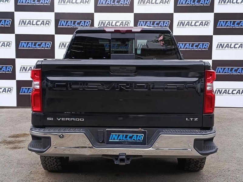 Chevrolet SILVERADO 5.3 2021 - Imagen 8 de 20