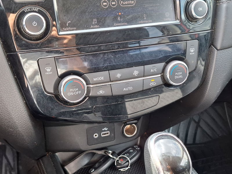 Nissan X-TRAIL CVT 2.5 AT 2022 - Imagen 18 de 20