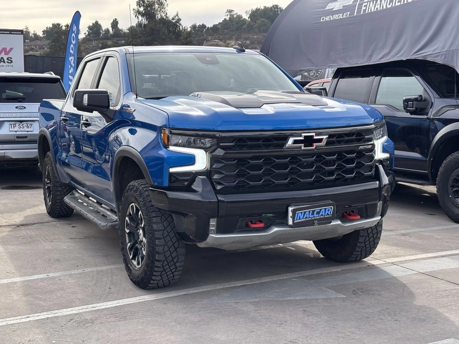 Chevrolet SILVERADO 6.2 ZR2 4X4 AT 4P 2023 - Foto 3 de 20