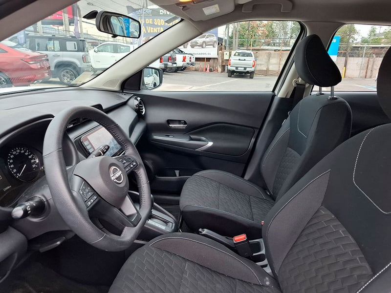 Nissan KICKS 1.6 ADVANCE AT 2025 - Imagen 10 de 20