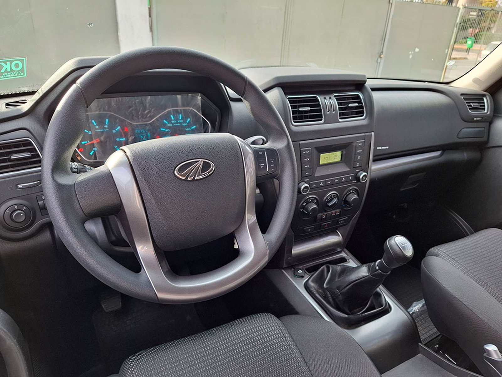 Mahindra PIK UP 2.2 REFRESH DC DELUXE 2025 - Imagen 13 de 20