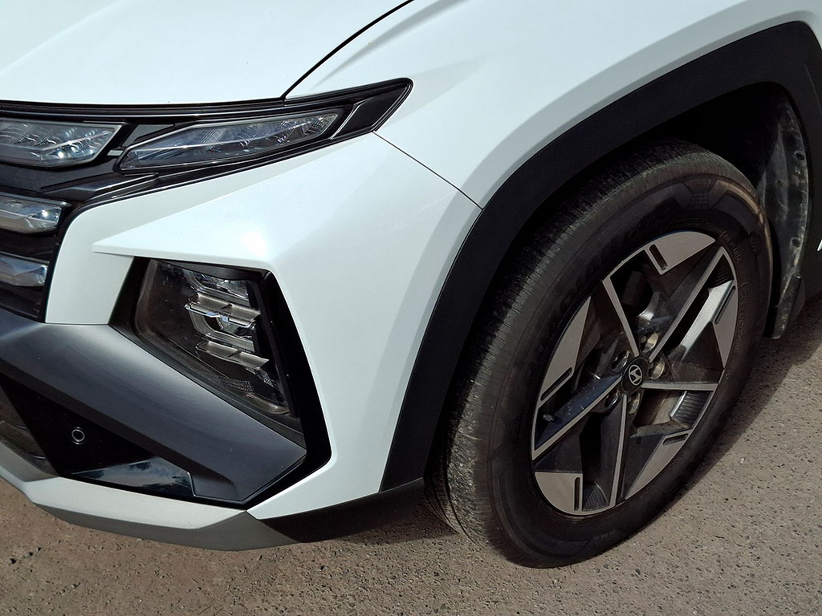HYUNDAI TUCSON 2.0 NX4 AUT 2025 - Imagen 4 de 20