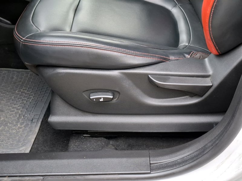Chevrolet GROOVE Premier 2023 - Imagen 14 de 20