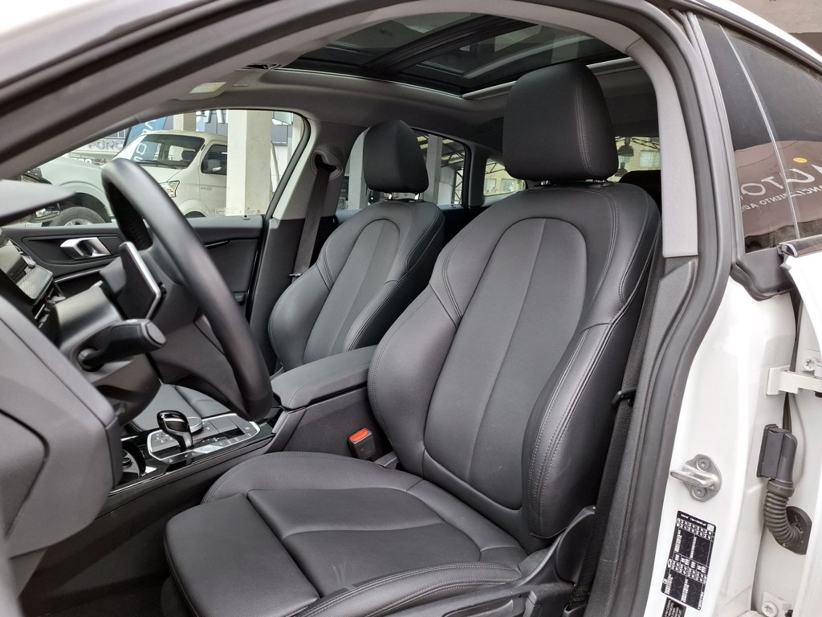 BMW 220 I GRAN COUPE 2.0 AUT 2024 - Imagen 15 de 20