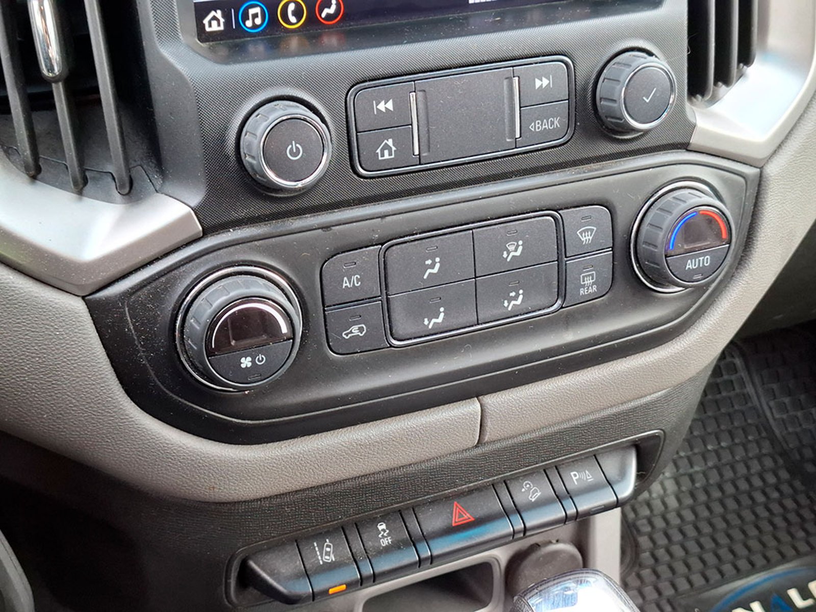 Chevrolet COLORADO 2.8 4X4 LTZ 2022 - Imagen 19 de 20