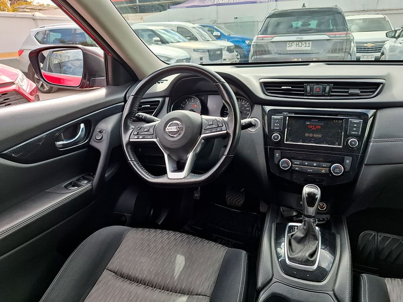 Nissan X-TRAIL CVT 2.5 AT 2022 - Imagen 10 de 20