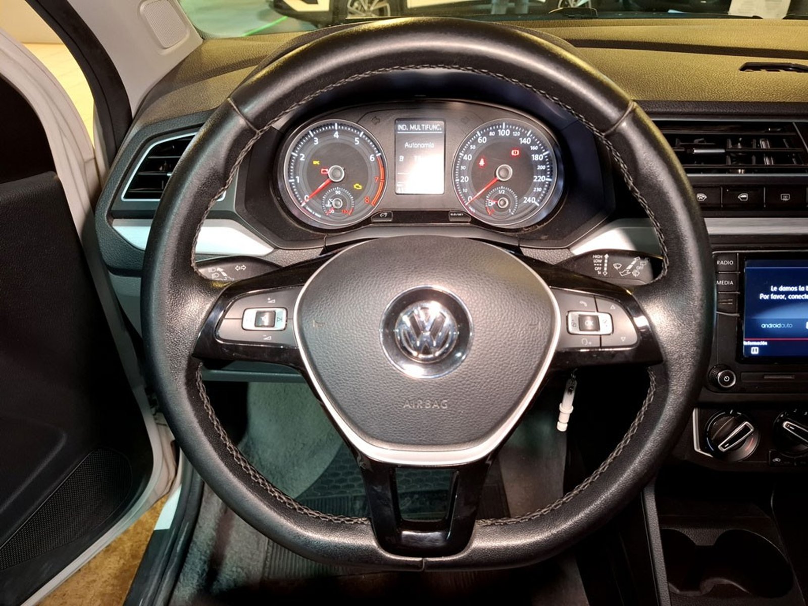 VOLKSWAGEN GOL HB 1.6 2022 - Imagen 13 de 20