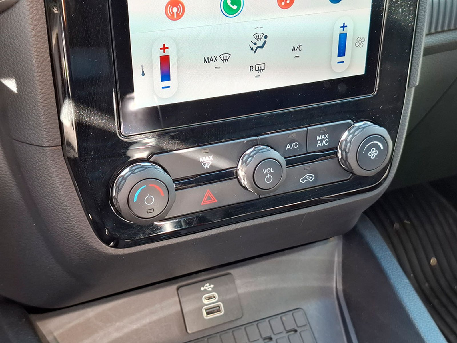 FORD RANGER 2.0 XLT 2024 - Imagen 19 de 20