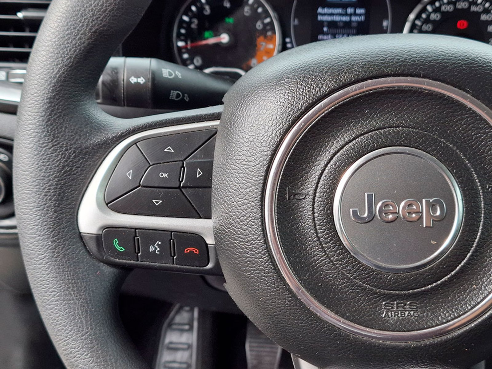 JEEP RENEGADE SPORT 1.8 2021 - Imagen 15 de 20