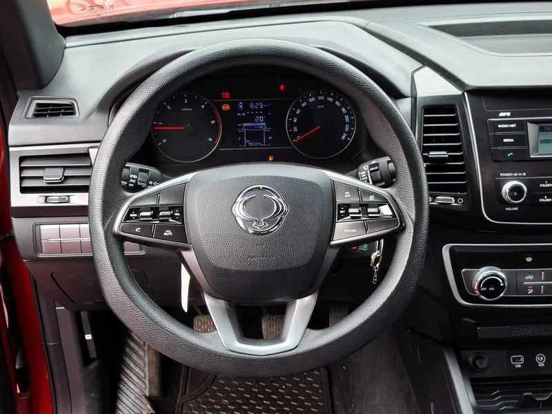 SsangYong MUSSO 2.2 2021 - Imagen 15 de 20