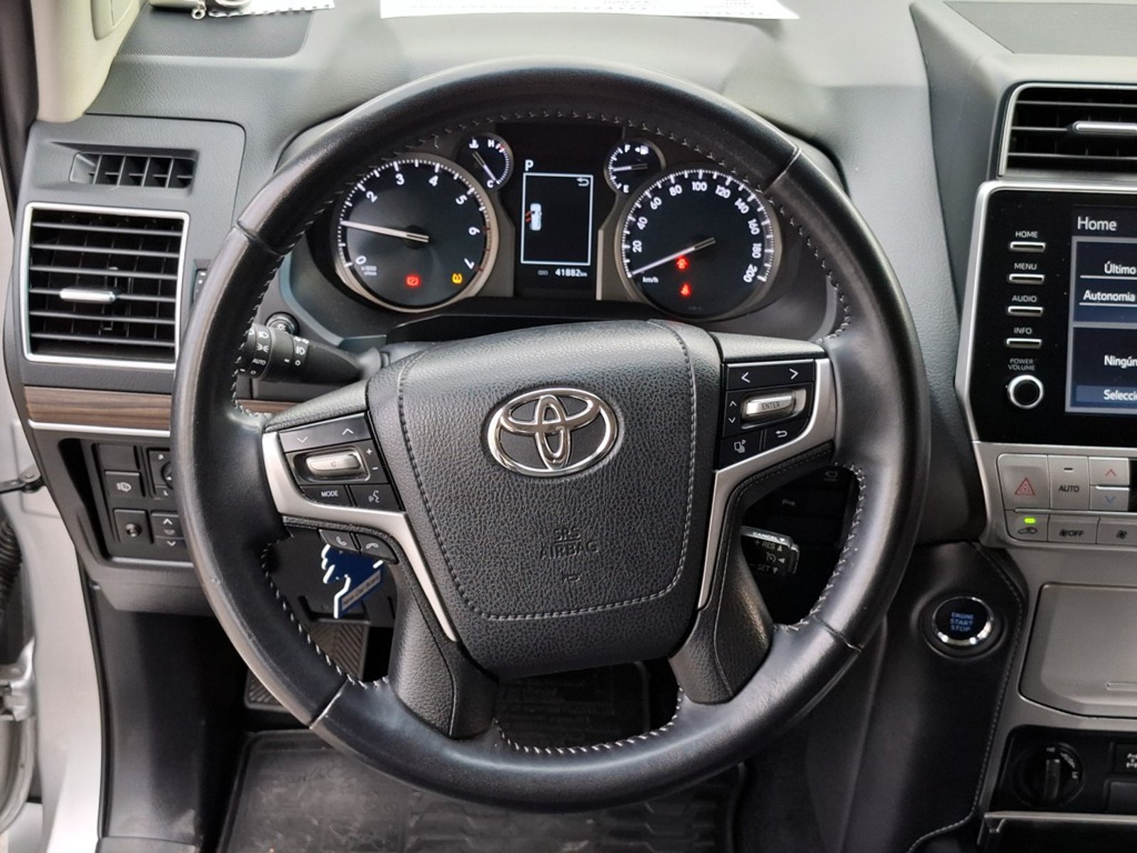 TOYOTA LAND CRUISER PRADO 4X4 4.0 AT 2023 - Imagen 18 de 20