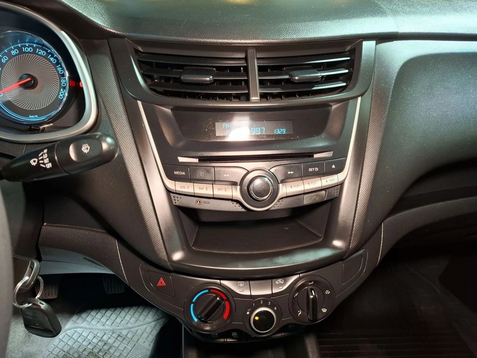 CHEVROLET SAIL 1.5 4X2 MT 4P 2022 - Imagen 15 de 18