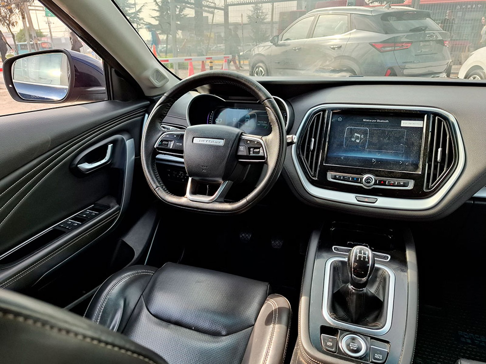 JETOUR X70 1.5T GLS 2023 - Imagen 11 de 20