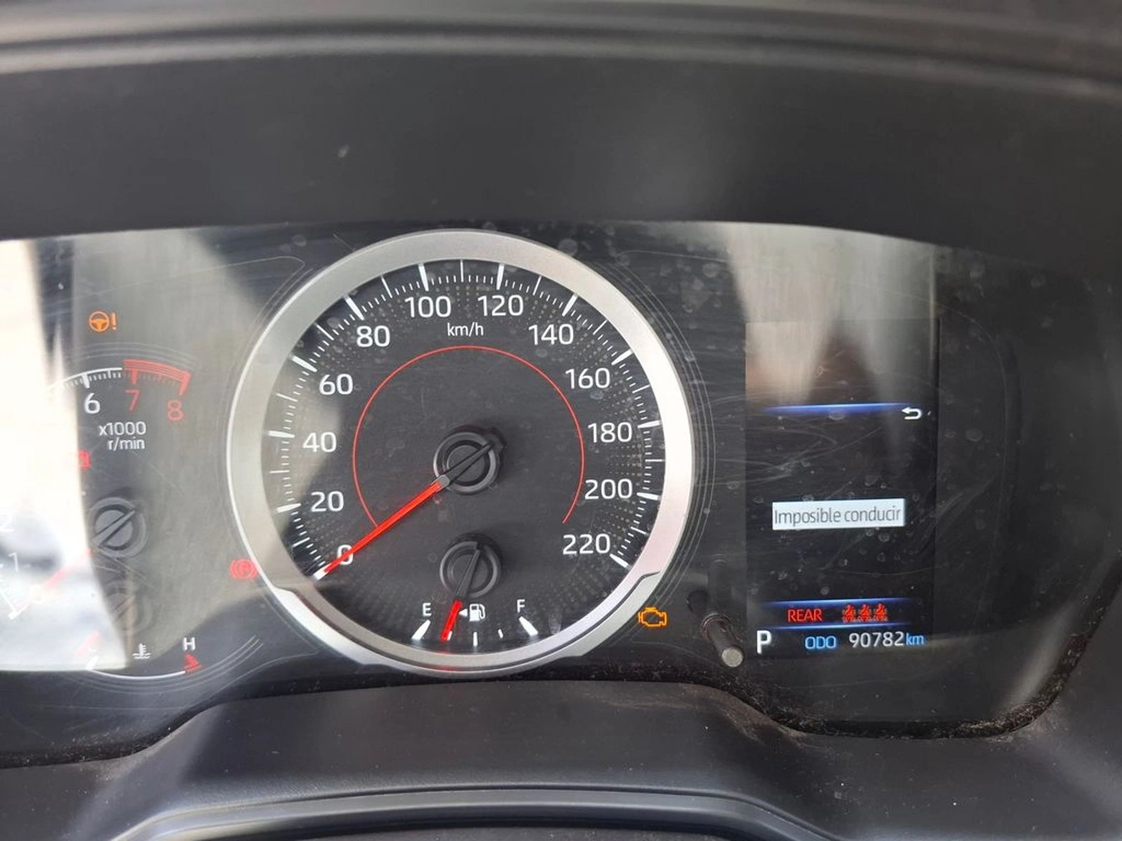 TOYOTA COROLLA CROSS 2.0 AUT 2023 - Imagen 16 de 19