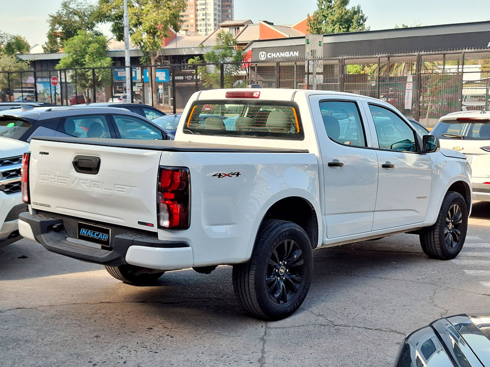 CHEVROLET COLORADO 2.8 WT 4WD 2025 - Imagen 9 de 20