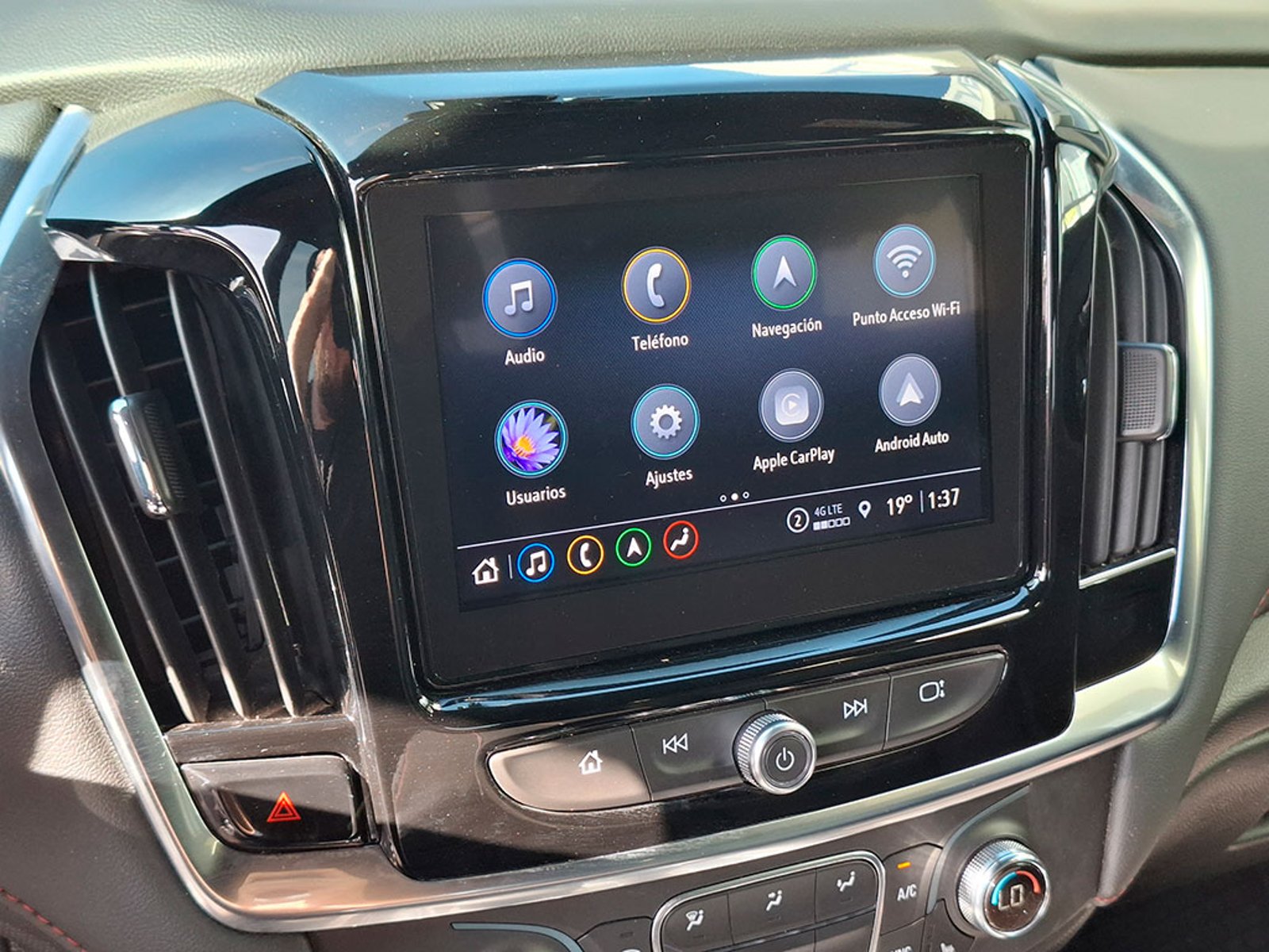 CHEVROLET TRAVERSE RS 2024 - Imagen 16 de 20