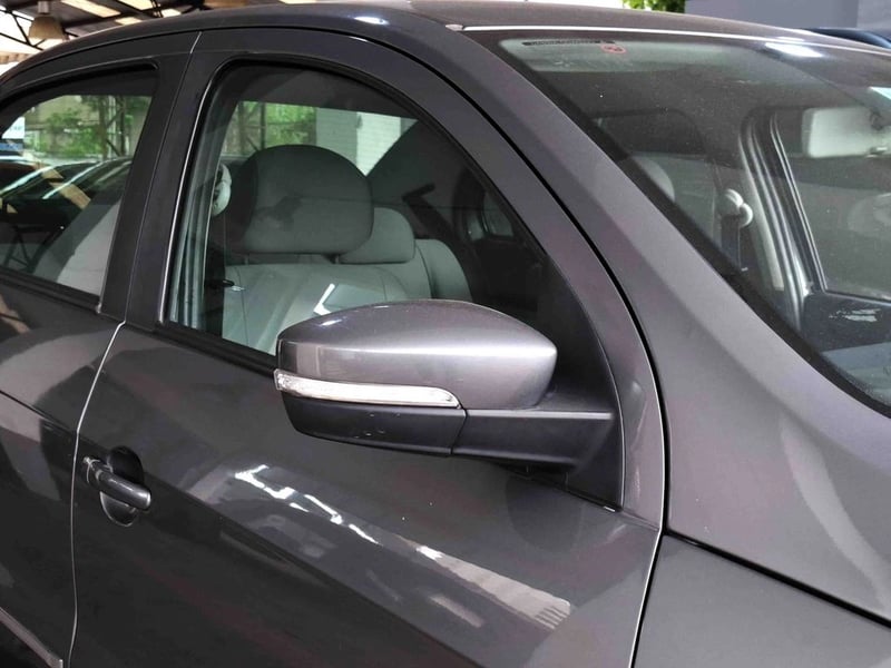 Volkswagen VOYAGE 1.6 2018 - Imagen 4 de 20