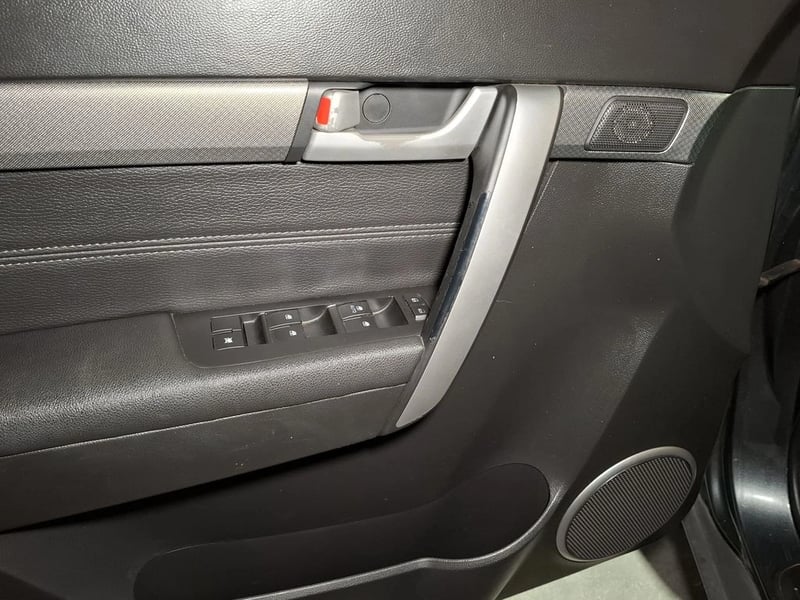 Chevrolet CAPTIVA 2.4 LT-SAL FWD 6AT 5P 2018 - Imagen 10 de 20