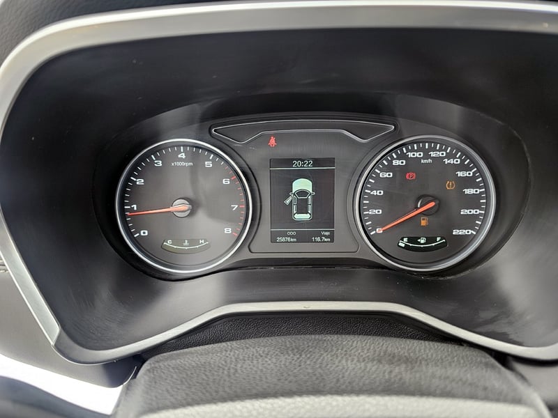 JAC JS8 1.5 LUXURY 2025 - Imagen 15 de 20