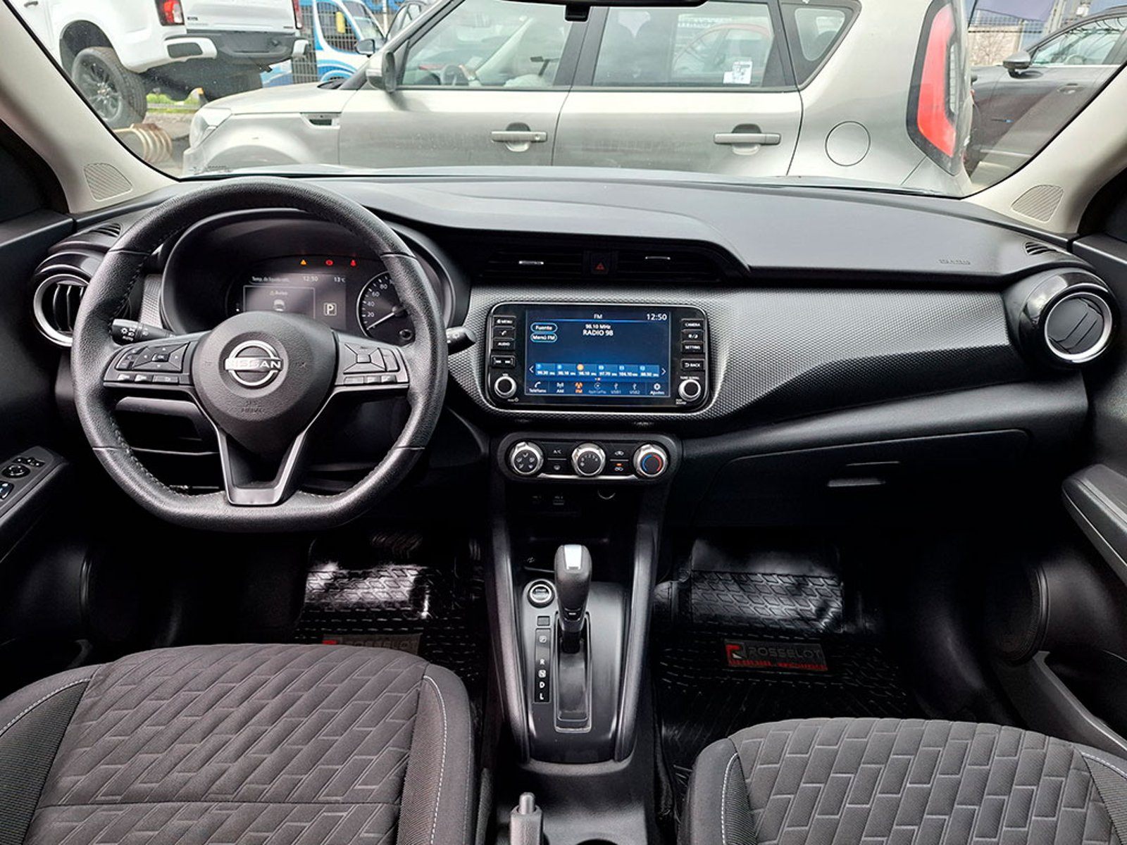 Nissan KICKS 1.6 ADVANCE AT 2024 - Imagen 13 de 20