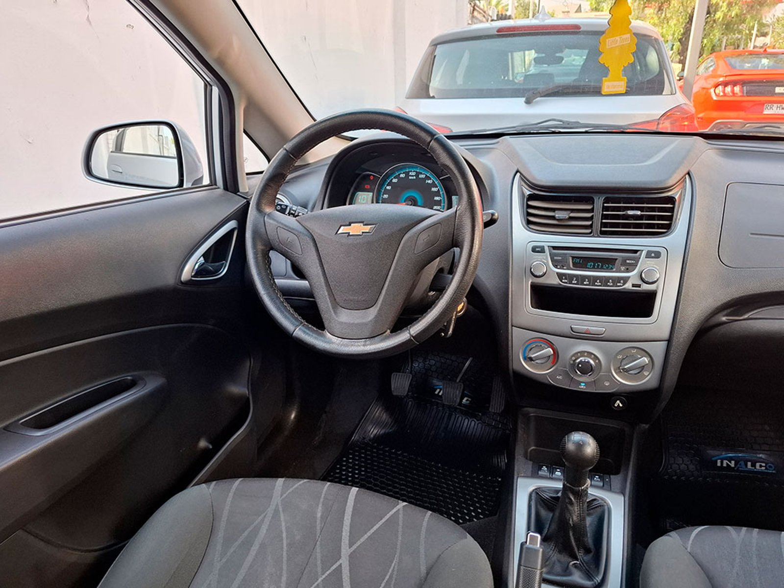CHEVROLET SAIL CLASSIC LT 1.4 2016 - Imagen 12 de 20