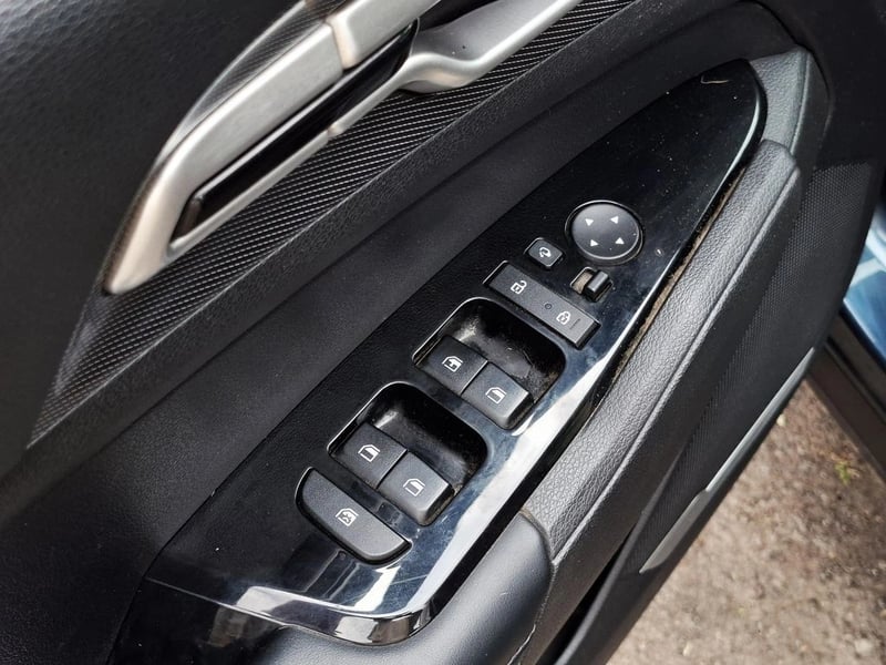 Kia SPORTAGE SPORTAGE 2023 - Imagen 12 de 20