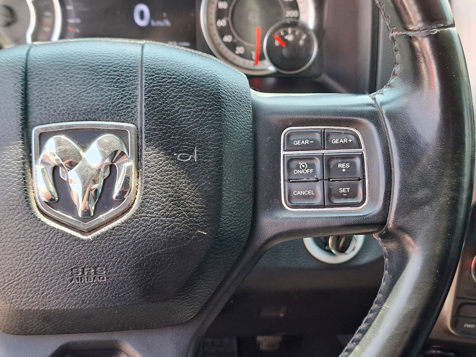 DODGE RAM 1500 3.6 LARAMIE 2017 - Imagen 14 de 20
