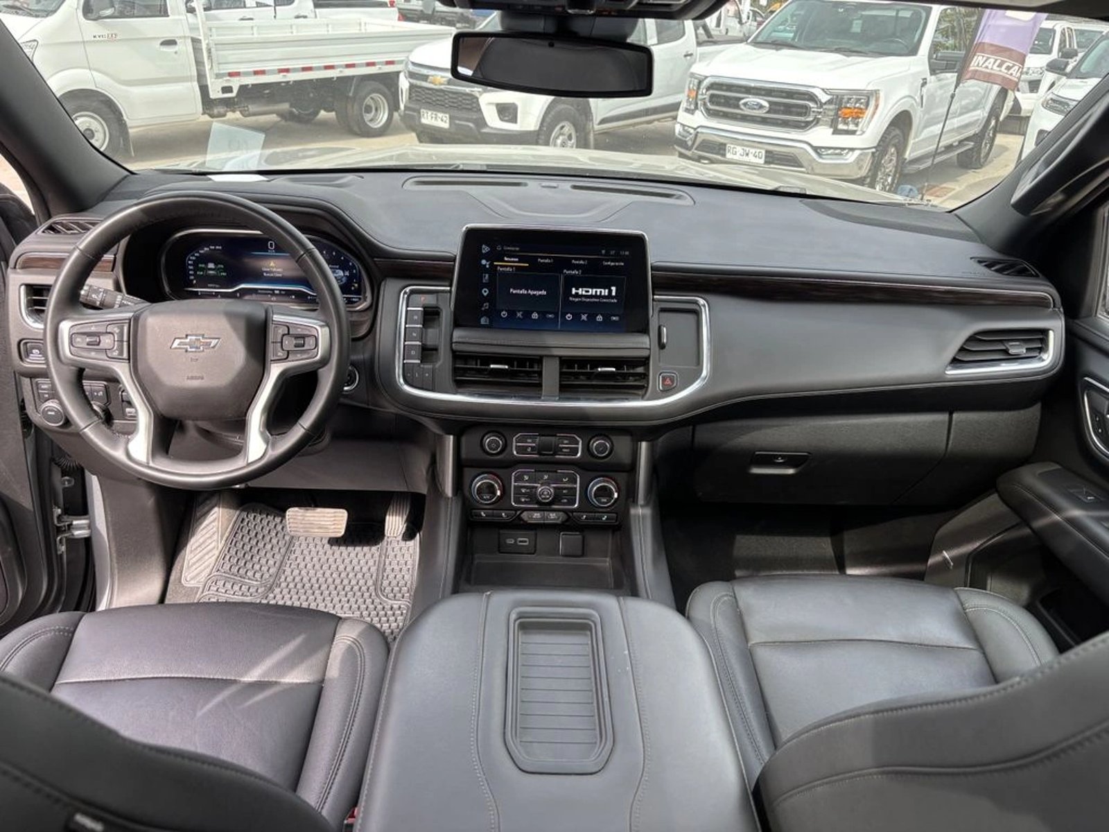 CHEVROLET TAHOE 5.3 Z71 AT 4X4 2025 - Imagen 13 de 20