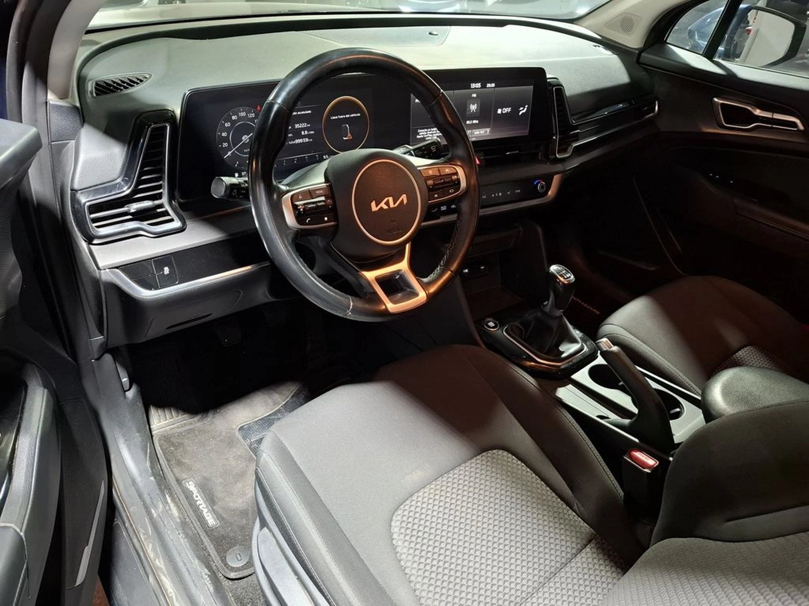 KIA SPORTAGE SPORTAGE LX 2.0L GSL 6AT 2WD 6AB 2023 - Imagen 11 de 20